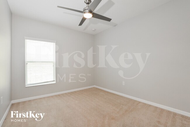 Building Photo - 606 Black Eagle Dr