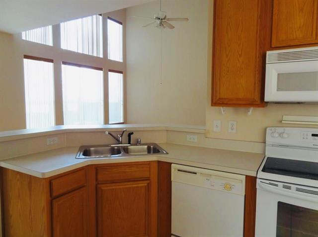 Building Photo - 3021 Rolling Meadow Dr
