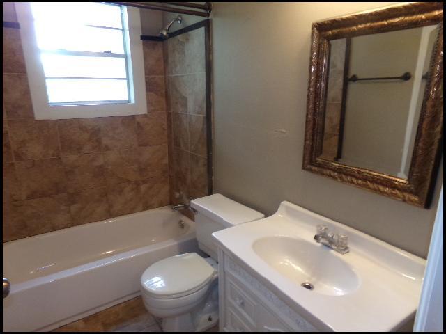 Building Photo - 6601 Kavanaugh Pl