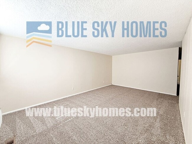 Building Photo - 1623 S Joyce St