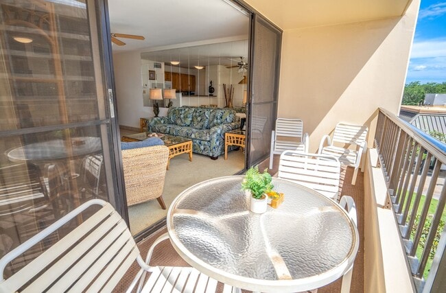 Building Photo - BeachFront Furnished Condo at Sugar Beach Resort, 1 Bed / 1 Bath with Ocean Views!