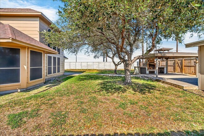 Building Photo - 7502 Fred's Folly Dr