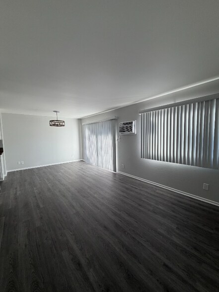 Building Photo - 5720-5730 Yolanda Ave