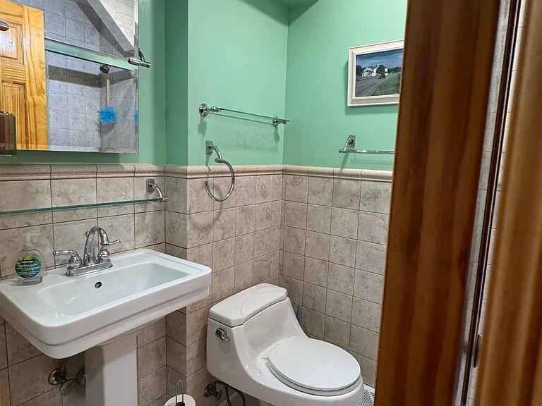 Building Photo - 3408 Arcadia St