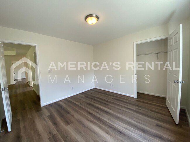 Building Photo - Home For Rent In McCalla, AL!! AVAILABLE NOW!!