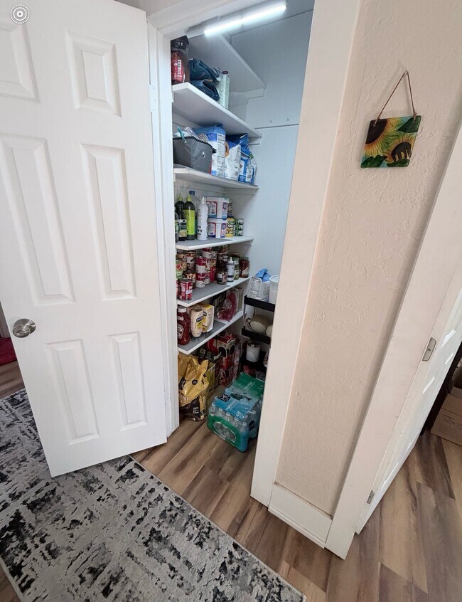 Building Photo - 1244 La Barr Mdws Rd