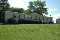 Building Photo - 1451 Columbus Rd