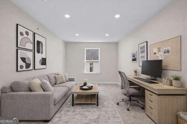 Building Photo - 325 Enchanted Ct