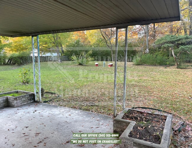 Building Photo - 11 Pamela Ln