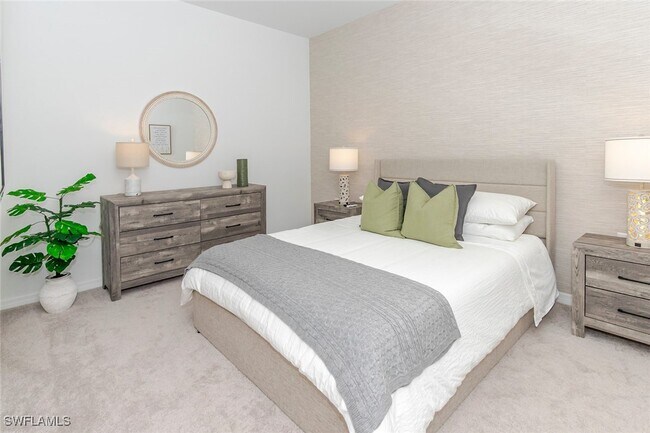 Building Photo - 5527 Double Eagle Cir