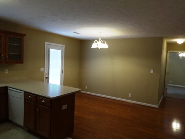 Building Photo - 1648 Cedar Springs Cir