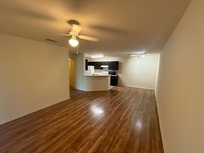 Building Photo - 6512 Swissco Dr