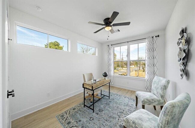 Building Photo - 6404 Highland Pine Ln
