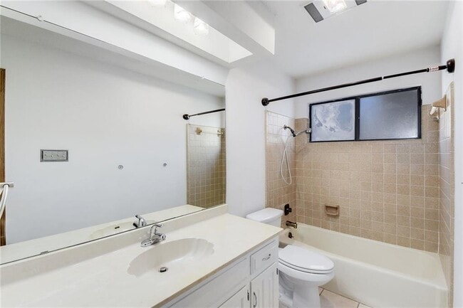 Building Photo - 4732 Palisade Dr