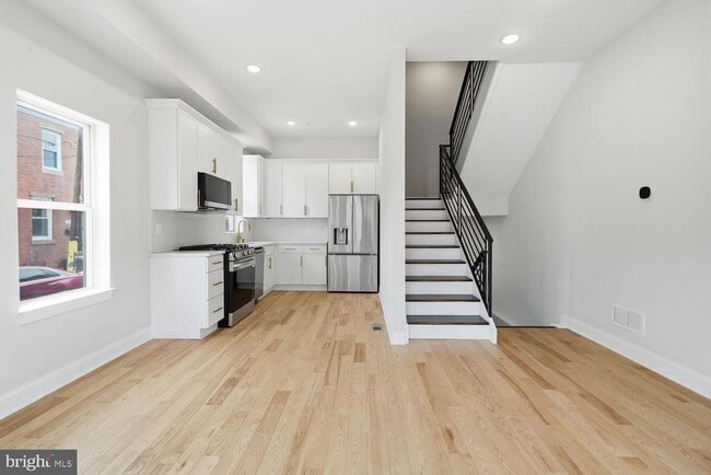 Building Photo - 1831 S 22nd St