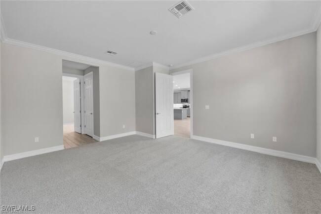 Building Photo - 319 Tamarindo Ln