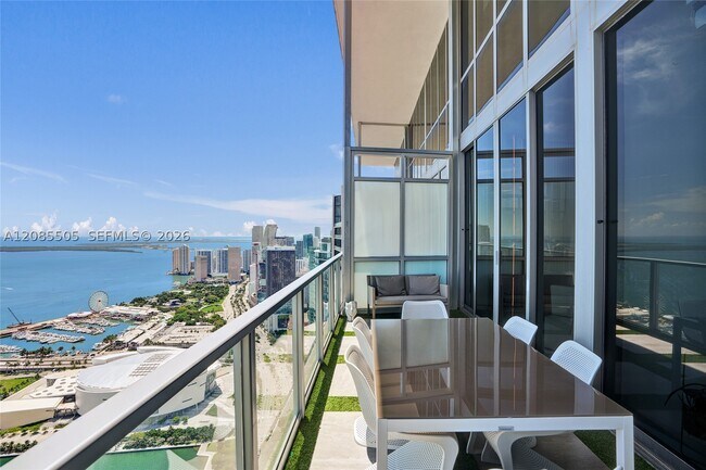 Building Photo - 1100 Biscayne Blvd