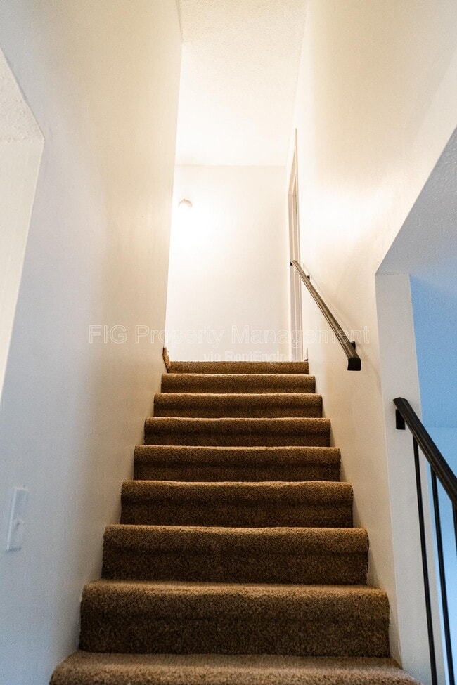 Building Photo - 3120 E Governor John Sevier Hwy