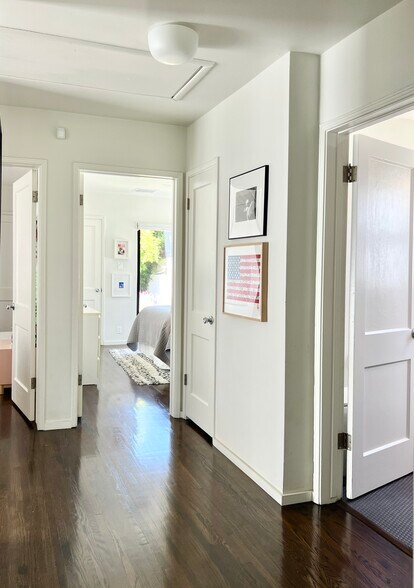 Building Photo - 3865 Lyceum Ave