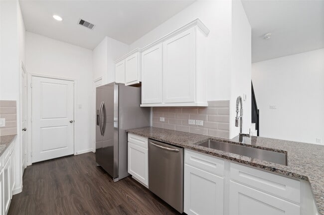 Building Photo - 5719 Foggy Vine Ct