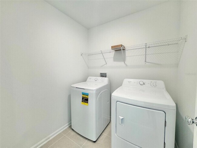 Building Photo - 3555 Kimbrough Dr