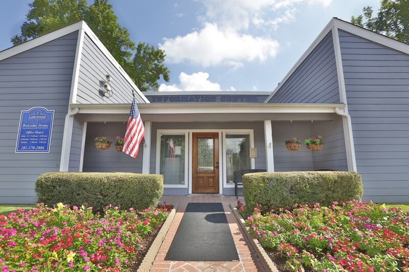 Leasing Office - Lakewood Apartments