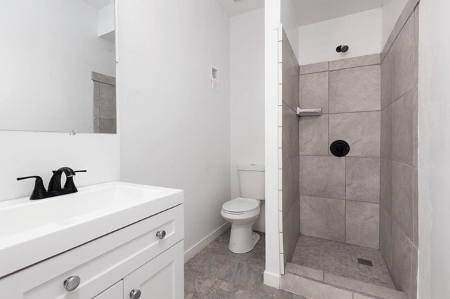 Building Photo - Vintage Vault Propeties LLC