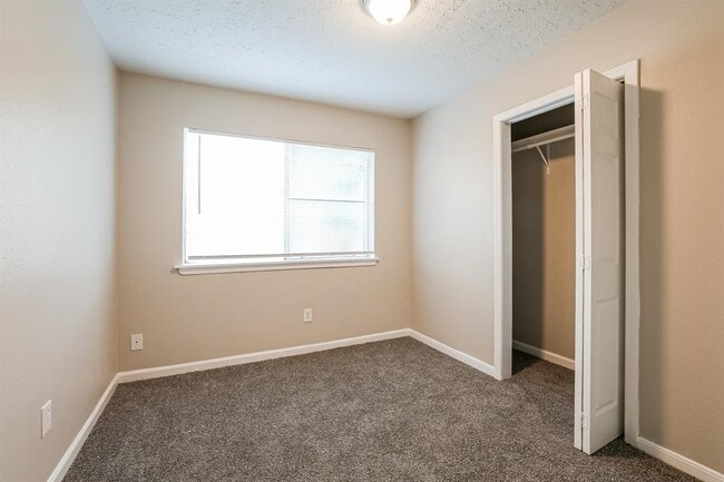 Building Photo - 13134 Vista Oro Dr