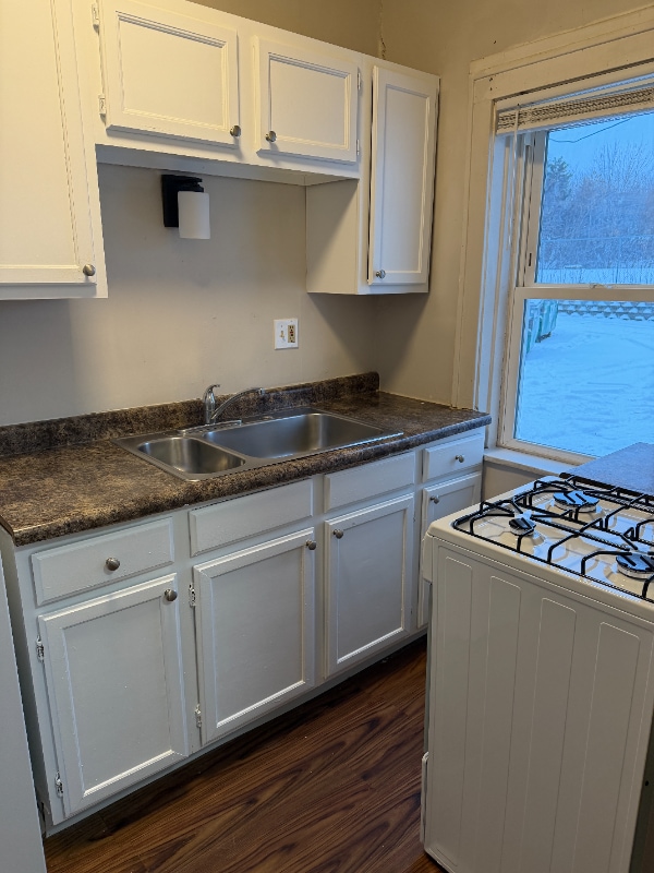 Building Photo - 502 N 39th St