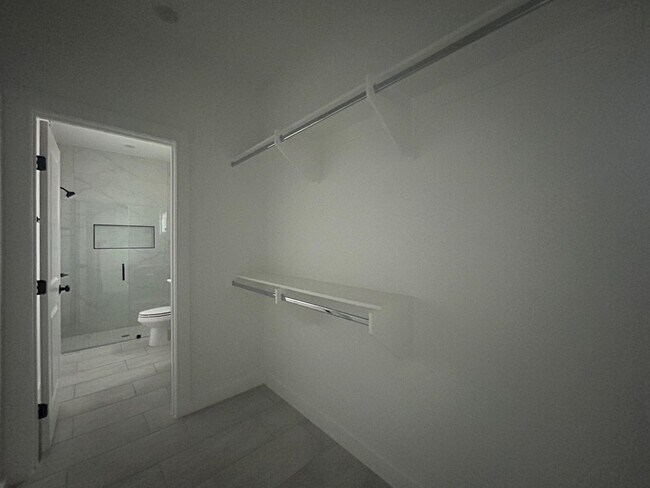 Building Photo - 8218 Casa Verde Rd