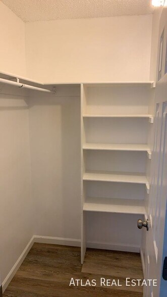 Building Photo - 851 S Uravan Ct