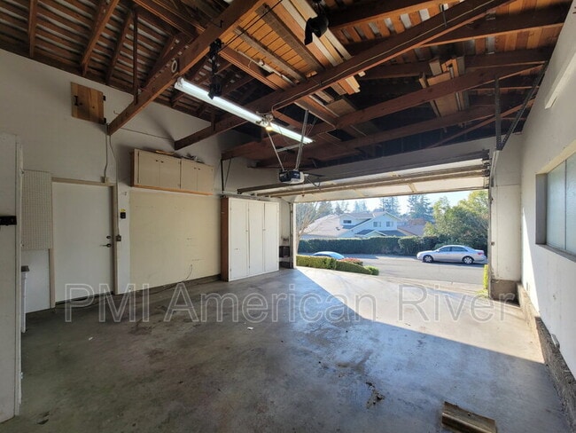 Building Photo - 7817 Palmyra Dr