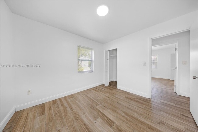 Building Photo - 6044 Funston St