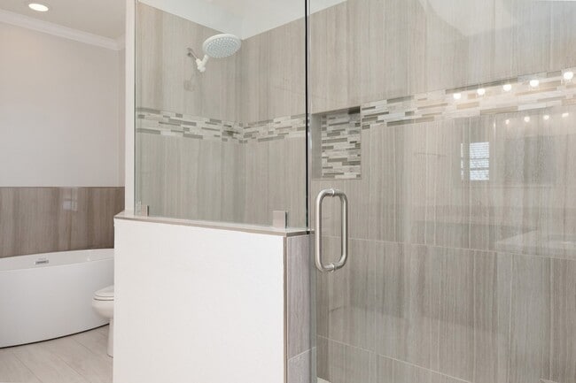 Building Photo - 115 Kenwick Ct