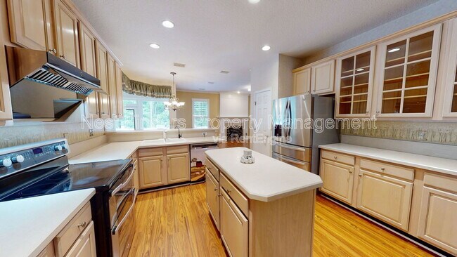 Building Photo - 9035 Hampton Landing Dr E