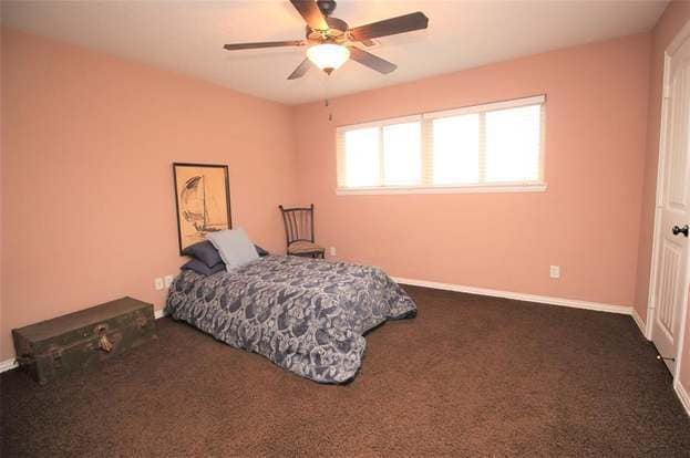 Building Photo - 2330 Lakewood Yacht Club Dr