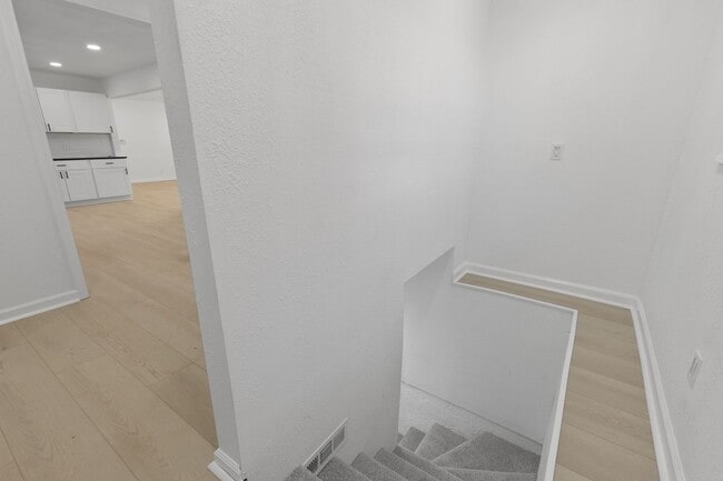 Building Photo - For Rent – Beautifully Renovated 4 Bedroom, 2 Bath Home