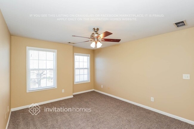 Building Photo - 660 Fullier Cir SW