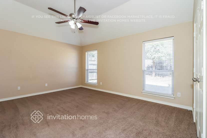 Building Photo - 2105 Nugent Dr