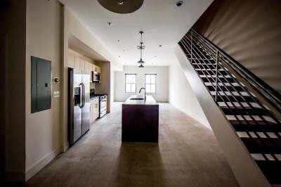 Building Photo - 1833 Fairmount Ave