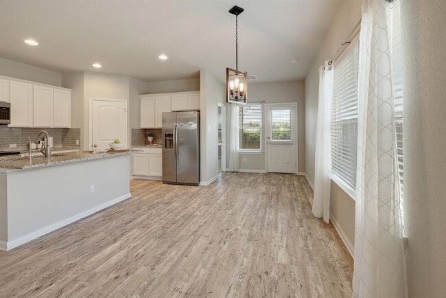 Building Photo - 460 Galway Bay Ln