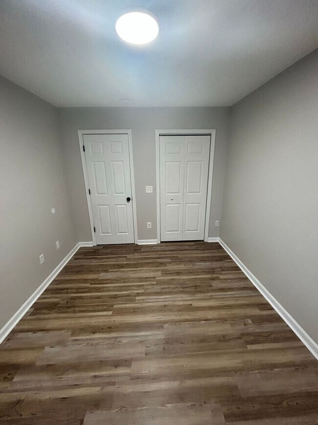 Building Photo - 1379 Pampas Cir