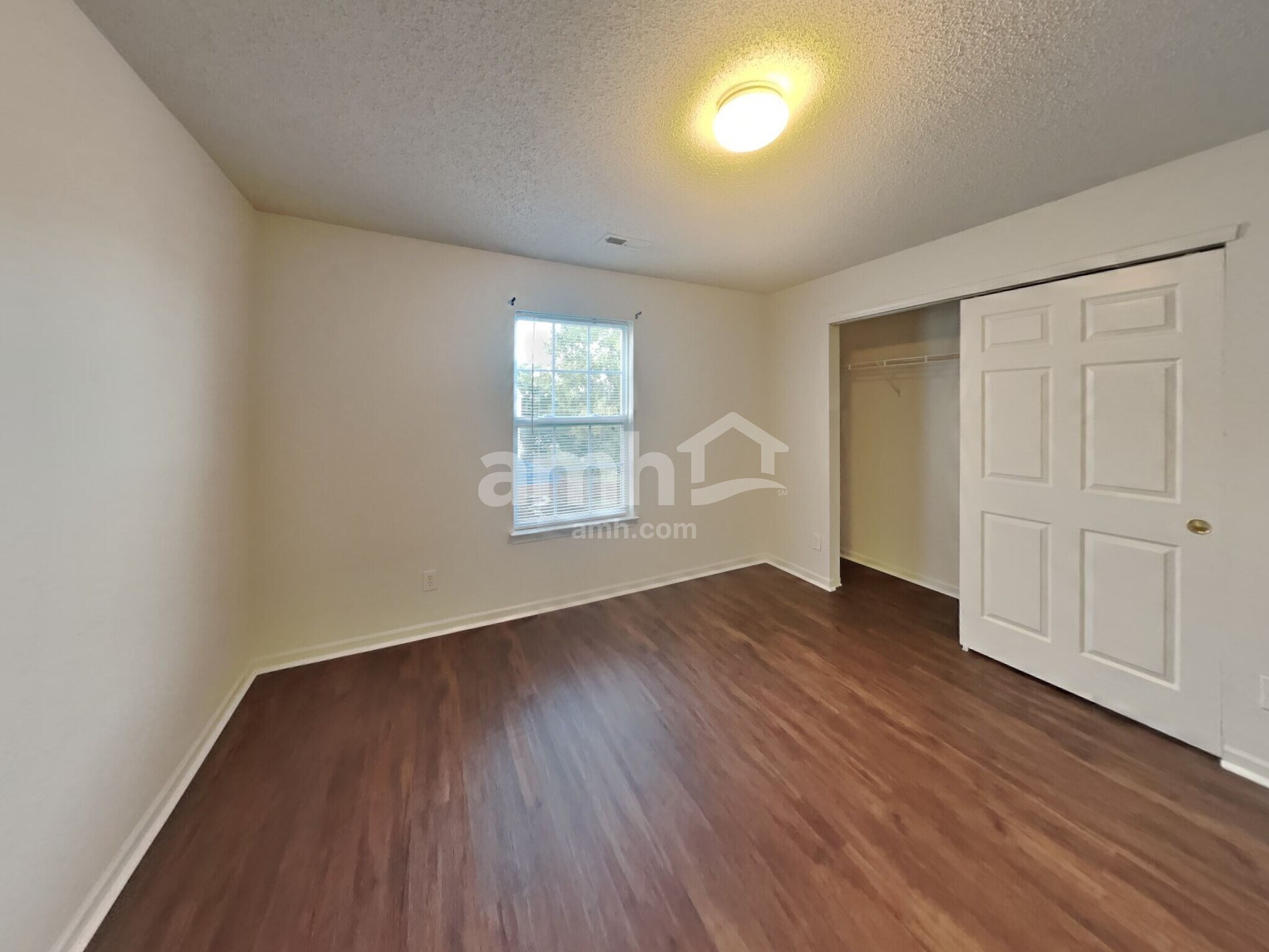 Building Photo - 10167 Hatherley Way