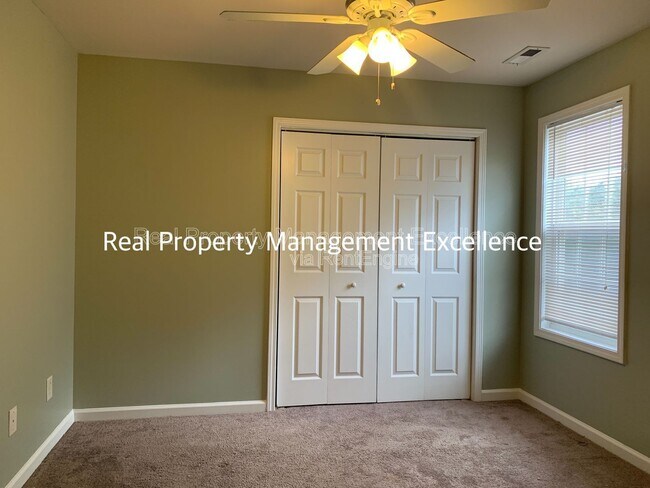 Building Photo - 3116 Guiding Light Rd