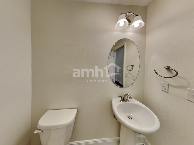 Building Photo - 7808 Stumble Journey Ln