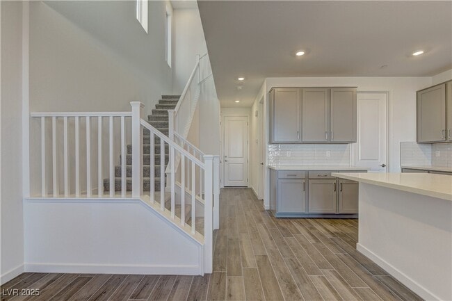 Building Photo - 1420 Song Lark Ln