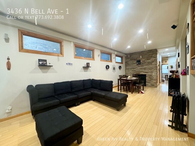 Building Photo - 3436 N Bell Ave