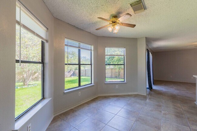 Building Photo - 8423 Parry Path