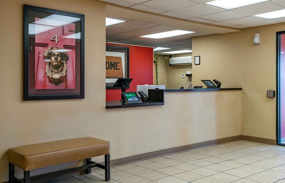 Building Photo - Furnished Studio-Detroit - Ann Arbor - Bri...