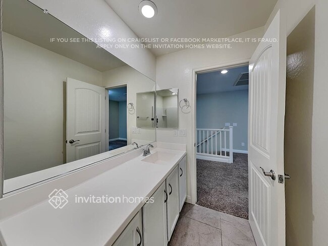 Building Photo - 1735 N 209th Ave